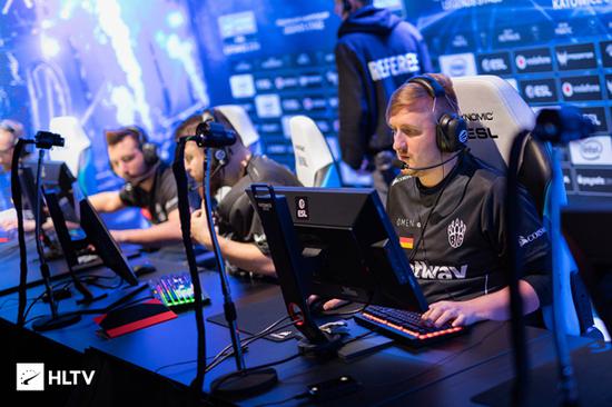 英雄联盟前职业选手无状态Cool发庆祝六一微博，疑似暗讽UZI，被粉丝怒喷